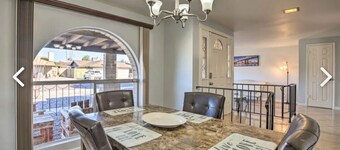 Beautiful 4 bedroom 2 bathroom with pool and pool table for your entertainment
