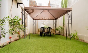 Courtyard - Hotel Casa Real (Piura)