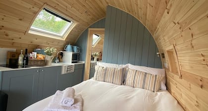 Wild Luxury Bluebell Glamping Pod with Wood Fired Hot Tub in quiet rural setting