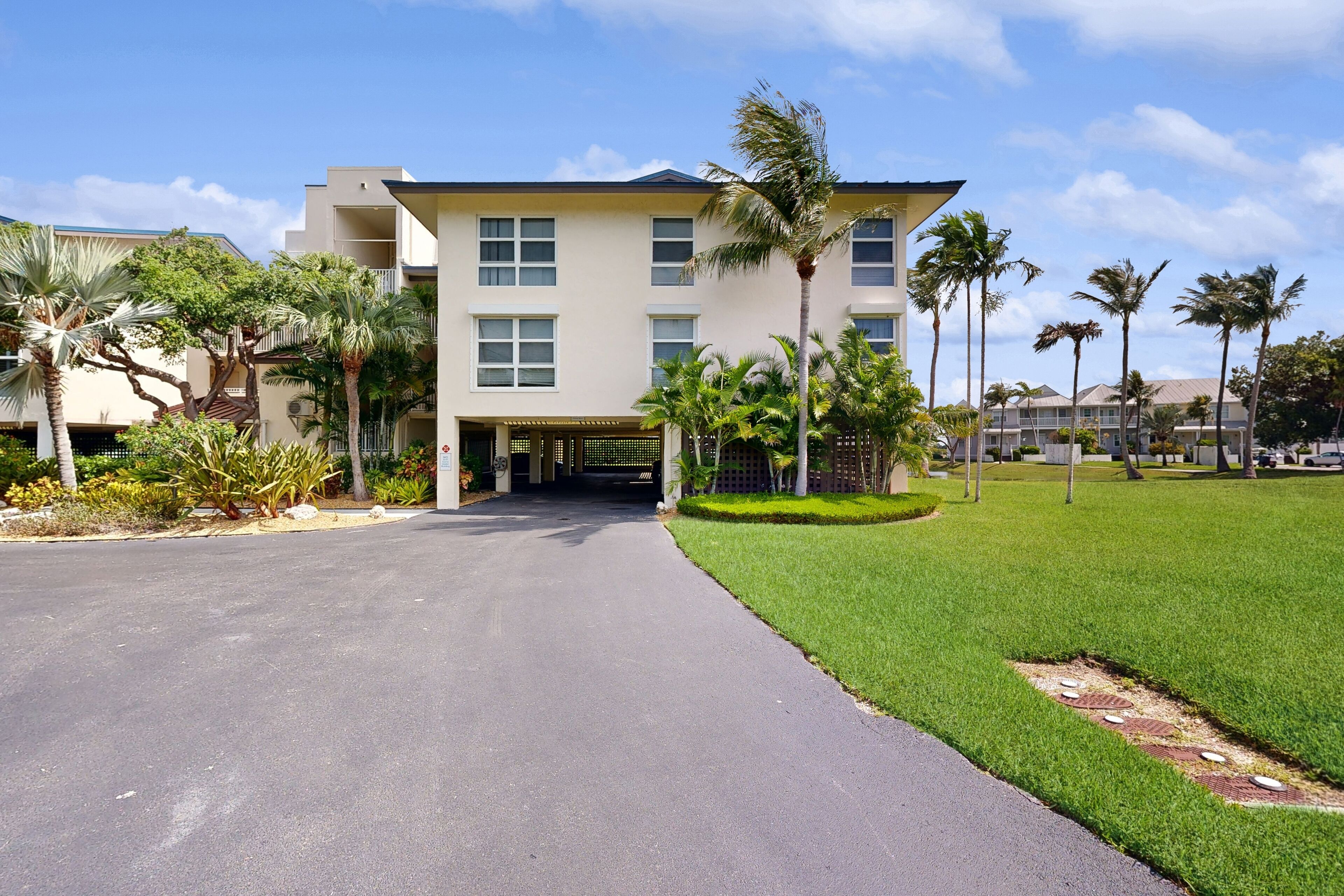 Exceptional condo with water views, balcony & central AC
