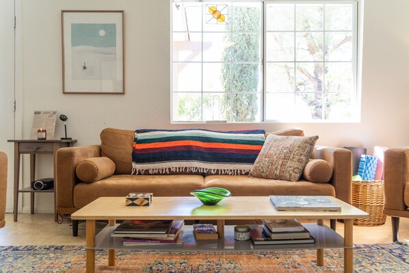 Smart TV, books, music library, offices