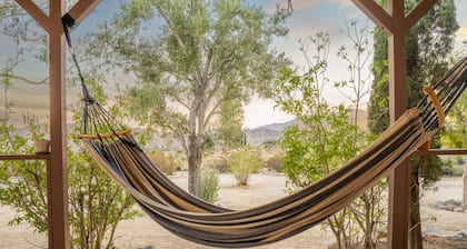 Peaceful Ranch House on 10 Acres! Hot Tub/Mountain Views