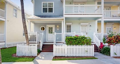 Restful waterfront townhome with deck, great water views & washer/dryer