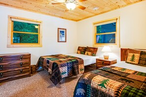 2 室のベッドルーム、アイロン / アイロン台、インターネット、ベッドシーツ