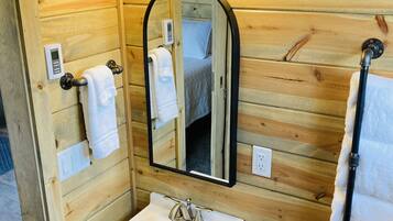 Combined shower/tub, hair dryer, towels, toilet paper