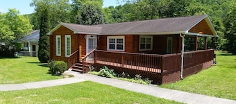 The Shack, An exquisite 3 bed room log cabin.