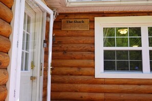 تفاصيل الفندق من الخارج