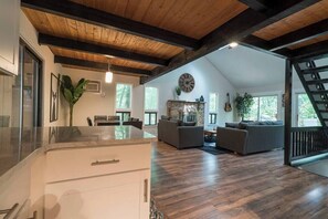 Interior - Lakeview Chalet w/ Hot Tub, Sauna, Decks, Boats, & Fire Pit! (East Stroudsburg)