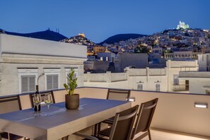 Outdoor dining - The Heart of Syra - Your Home in Ermoupolis (Ermoupoli)