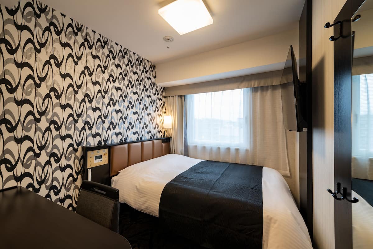Habitación estándar, no fumadores (for 2 Guests) | Escritorio, wifi gratis, ropa de cama