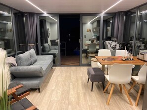 Imagen sin descripción, 4 de 23, botón