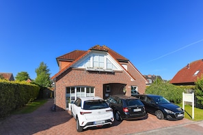 Imagen sin descripción, 4 de 30, botón