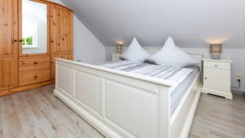 1 Schlafzimmer, Reisekinderbett, WLAN, Bettwäsche