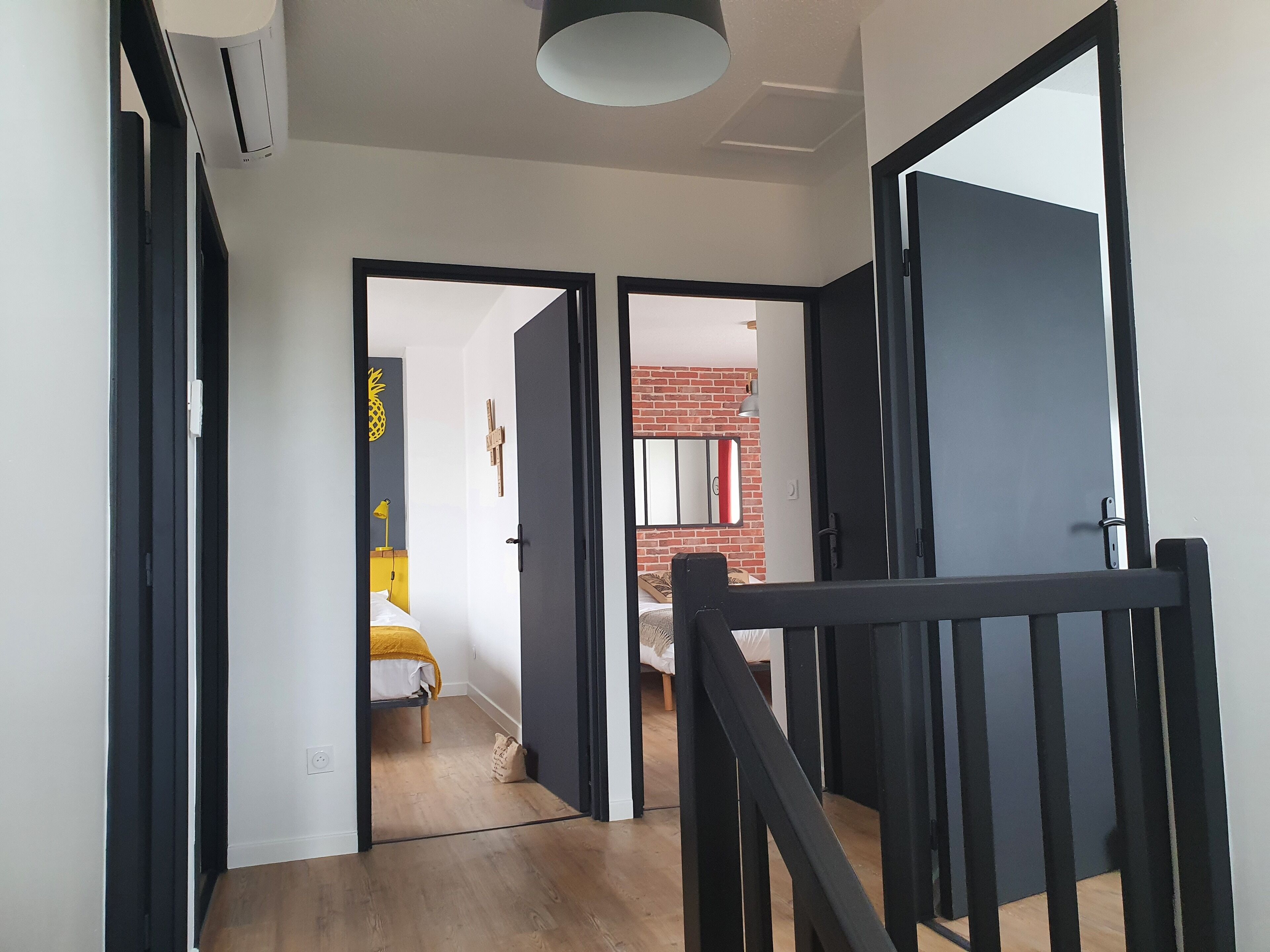 4 間睡房、隔音、熨斗/熨衫板、可攜式嬰兒床