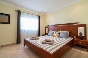 1 habitación y caja de seguridad en la habitación 