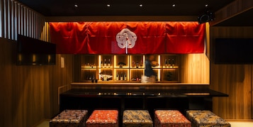 Bar (en el alojamiento)
