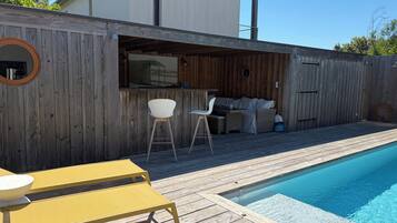 Piscine extérieure, piscine chauffée
