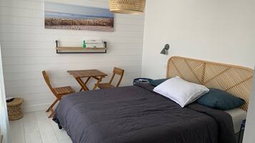 1 chambre, Wi-Fi gratuit, draps fournis