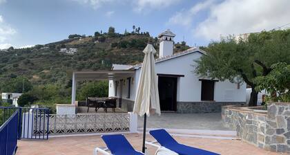 Cortijo Airen, New in the rental! Recently renovated holiday home in the campo