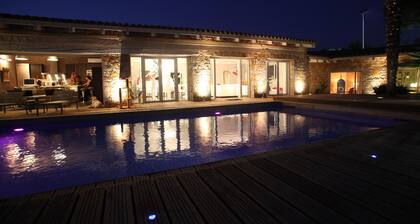 Exceptionnelle villa de plain-pied Ă Mougins prĂšs de CANNES