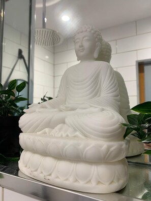 Interior detail - Wow newly renovated 3 bedrooms, 3 baths, hot tub & panoramic views and parking  (Dartmouth)