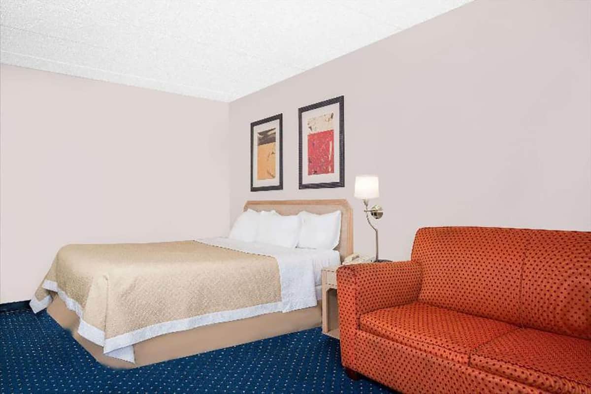 In-room safe, individually furnished, desk, blackout drapes
