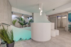 Massagens com pedras quentes, massagens musculares profundas