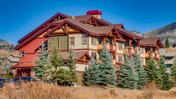 Condo, 1 Bedroom | Bahagian luar