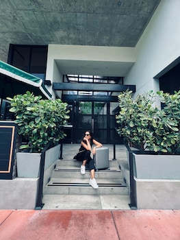 Hotel entrance and lobby at UPSUN HOTEL