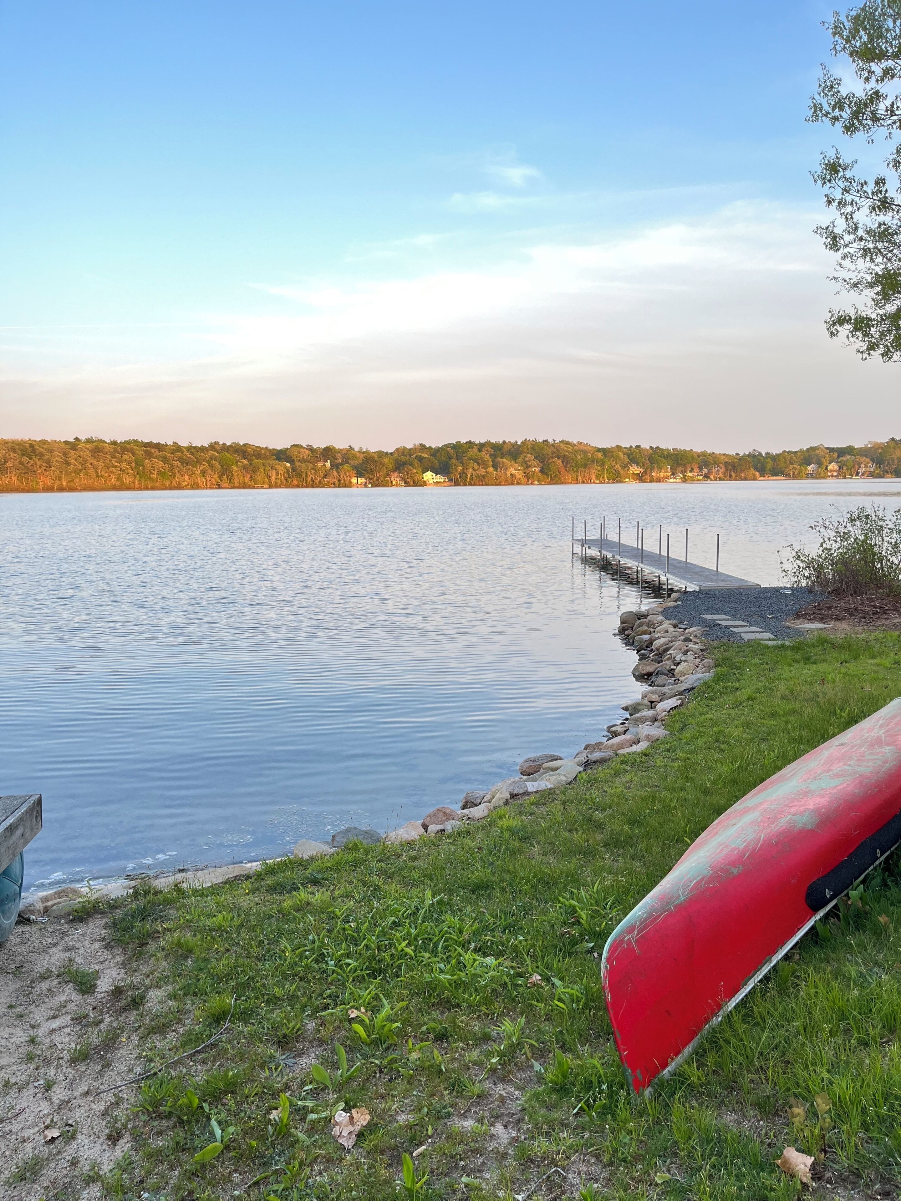 Lakefront property on John’s Pond. Dock, Bring your boat! Close to Sea to shining Sea bike Path, Close to Mashpee town Beach, Close to great shopping in Mashpee Commons