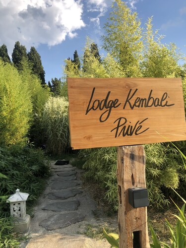 LODGE KEMBALI