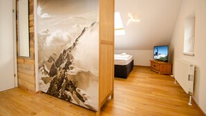 Unclassified image, 5 of 28, button - Penthouse Maisonette Zell City (Zell am See)