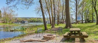 The Dogwood Cottage on Lake Guntersville