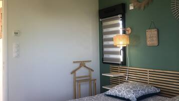 2 dormitoris, planxa i posts de planxar, wifi gratuïta i roba de llit