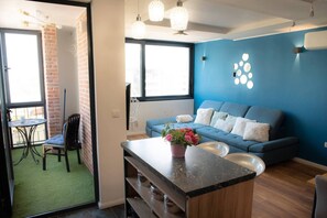 Apartment | Living room | 30-inch TV with digital channels - New Modern Apartment With View in Omis, Croatia (Omis)