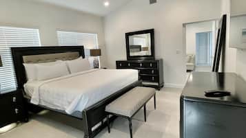 3 Schlafzimmer, Schreibtisch, Bügeleisen/Bügelbrett, kostenloses WLAN