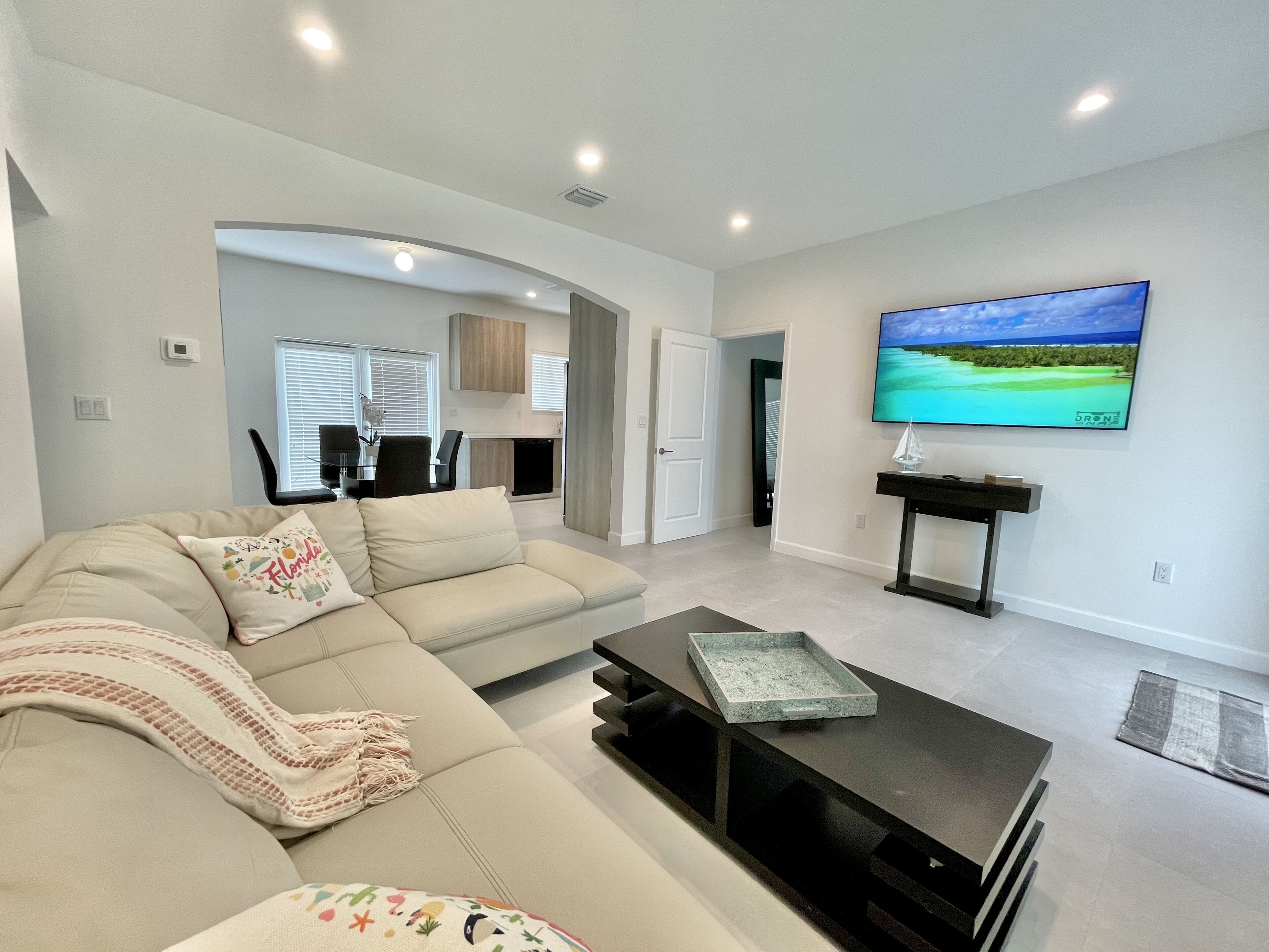 Cozy Home Near Brickell | Miami Beach | Calle Ocho | Wynwood