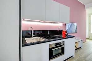 Fridge, microwave, oven, dishwasher