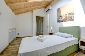 2 Schlafzimmer, Zimmersafe, Bügeleisen/Bügelbrett, kostenloses WLAN