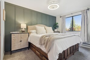 1 habitación, tabla de planchar con plancha, wifi gratis y ropa de cama 