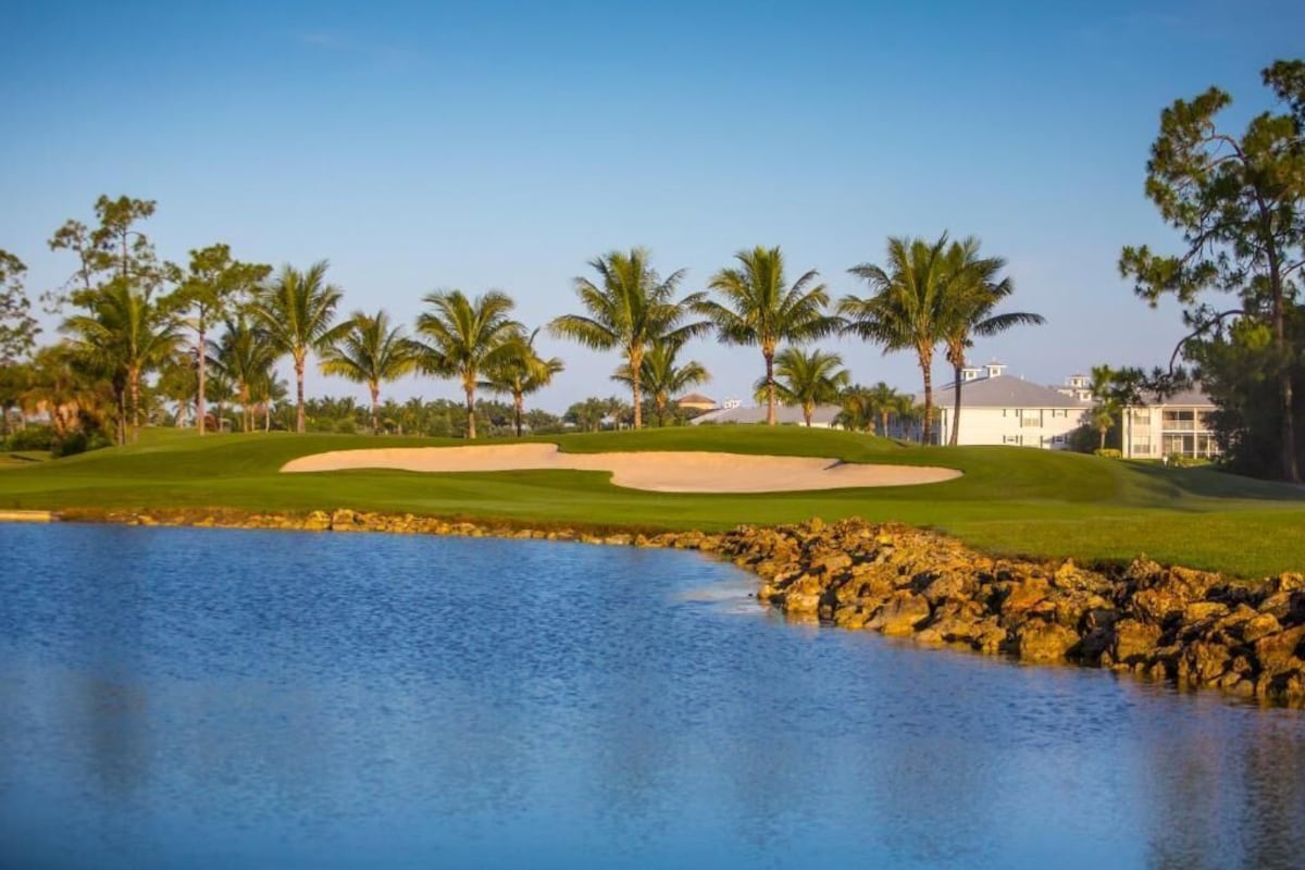 Photo 3 of Naples, FL. Lely Resort Gorgeous 2 bed, plus den sleeps 6. Free Golf till 10/15