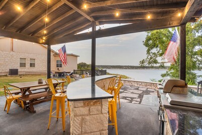 Enjoy the Best View on Lake Belton with Direct Lake Access