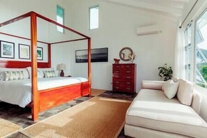 3 habitaciones, tabla de planchar con plancha, wifi y ropa de cama 