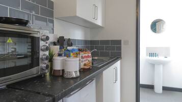 Comfort Studio | Private kitchenette