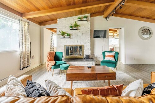 8BR | BBQ, Garden | Des Moines | Sophari Home J