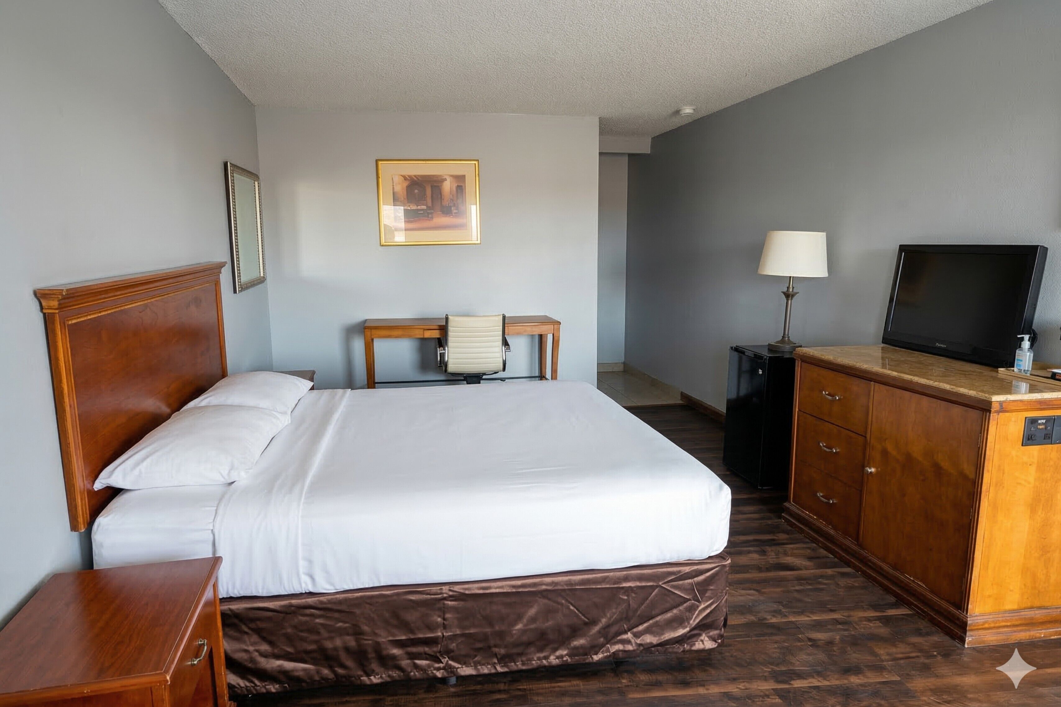 Escrivaninha, Wi-Fi de cortesia, roupa de cama