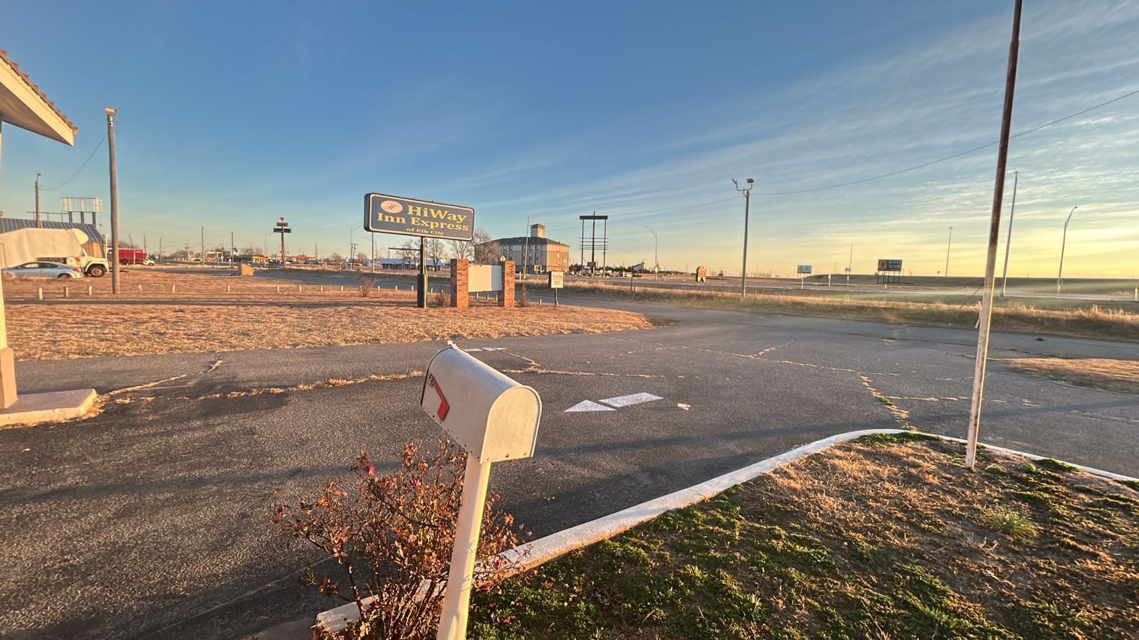 المنشأة من الخارج