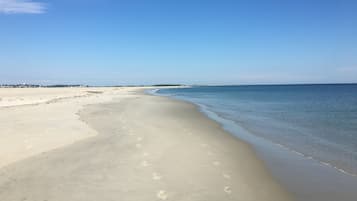 Beach nearby, sun loungers