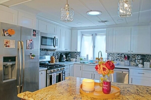 Fridge, microwave, oven, dishwasher