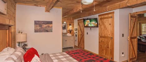 1 bedroom, iron/ironing board, WiFi (free), bed sheets